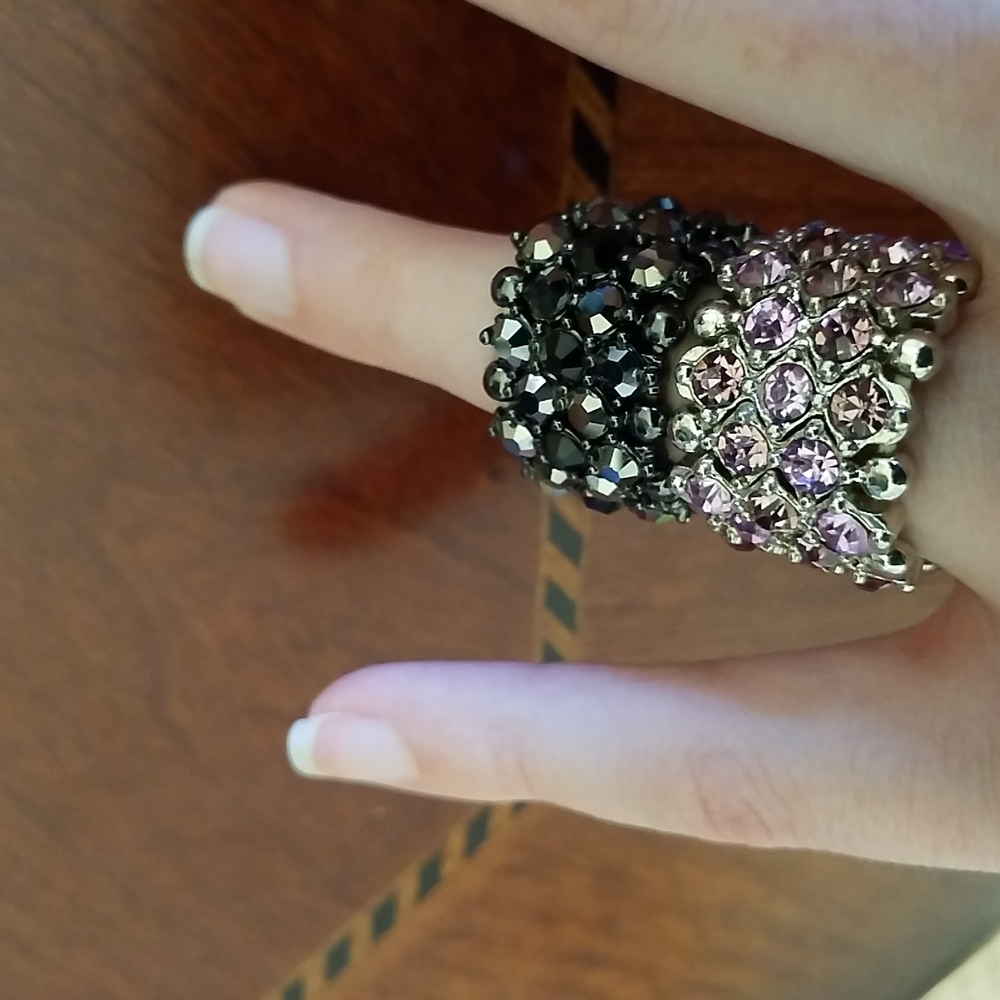 Crystal Rhinestone & Metal Stretch Ring Set of 2! Pink, Black/Gray